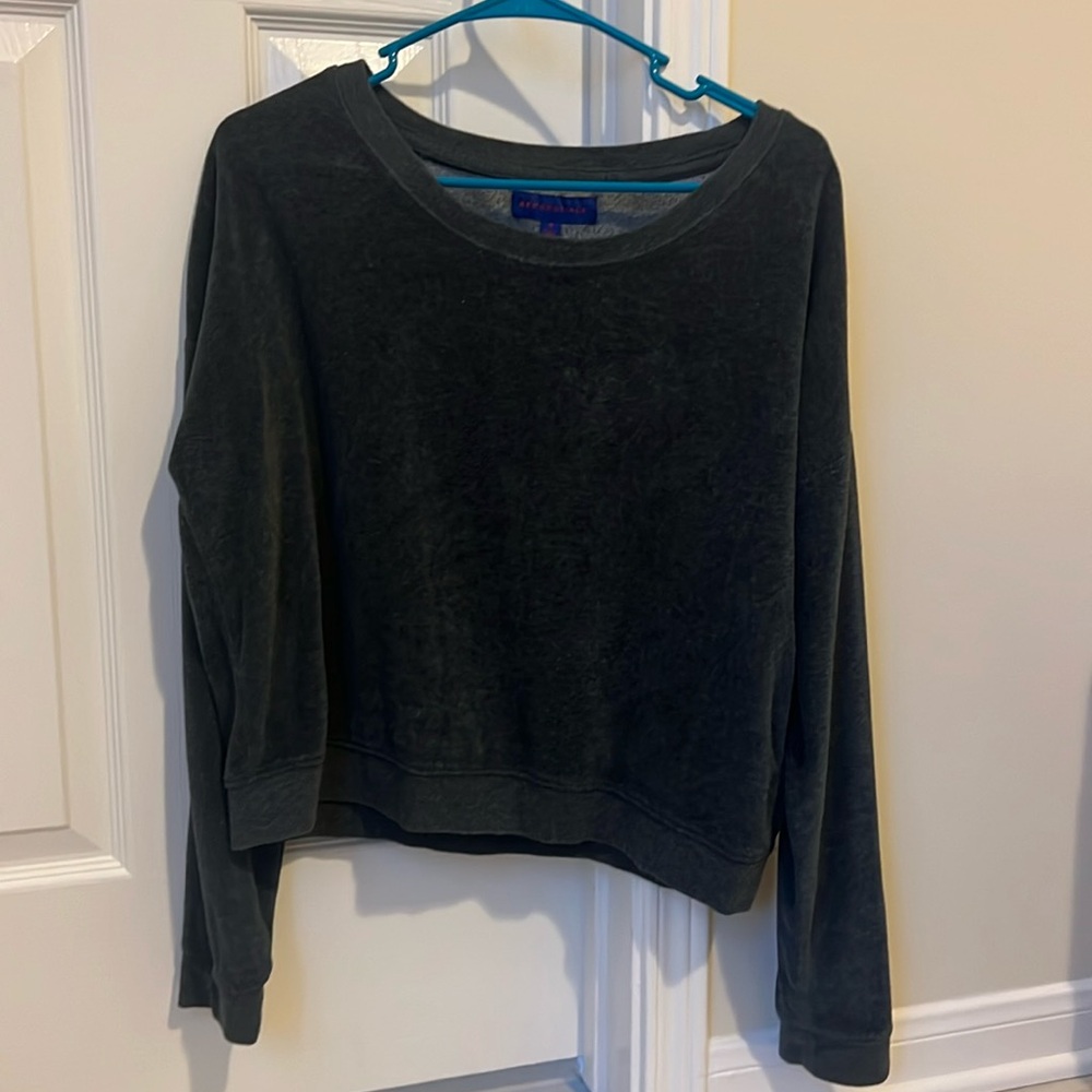 Velvet black sweater